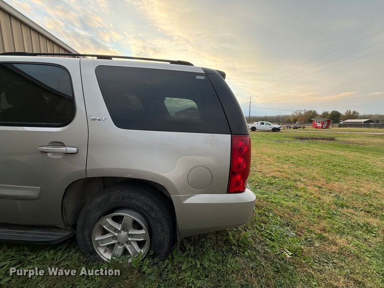 image for item DT3098 2007 GMC Yukon SUV