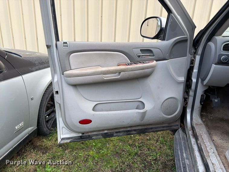 image for item DT3098 2007 GMC Yukon SUV