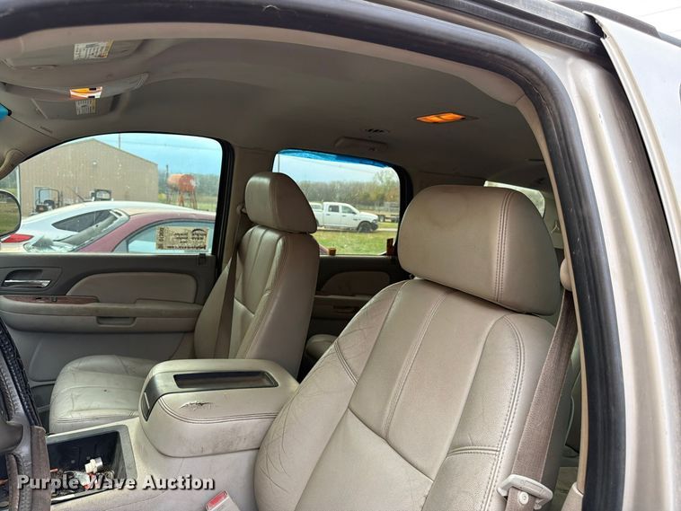 image for item DT3098 2007 GMC Yukon SUV