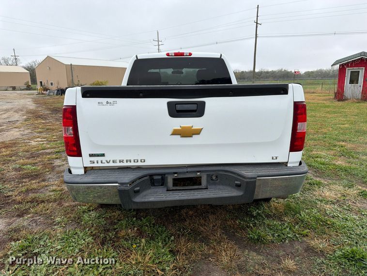 image for item DT3100 2012 Chevrolet Silverado 1500 Ext. Cab pickup truck