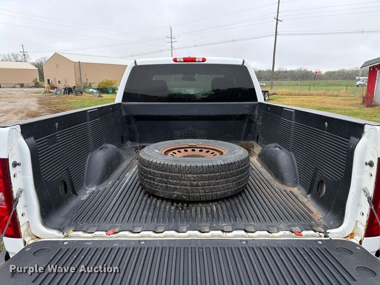 image for item DT3100 2012 Chevrolet Silverado 1500 Ext. Cab pickup truck
