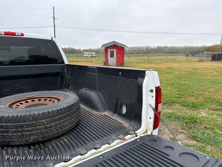 image for item DT3100 2012 Chevrolet Silverado 1500 Ext. Cab pickup truck