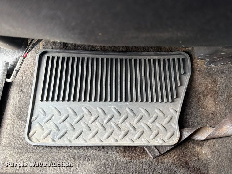 image for item DT3100 2012 Chevrolet Silverado 1500 Ext. Cab pickup truck