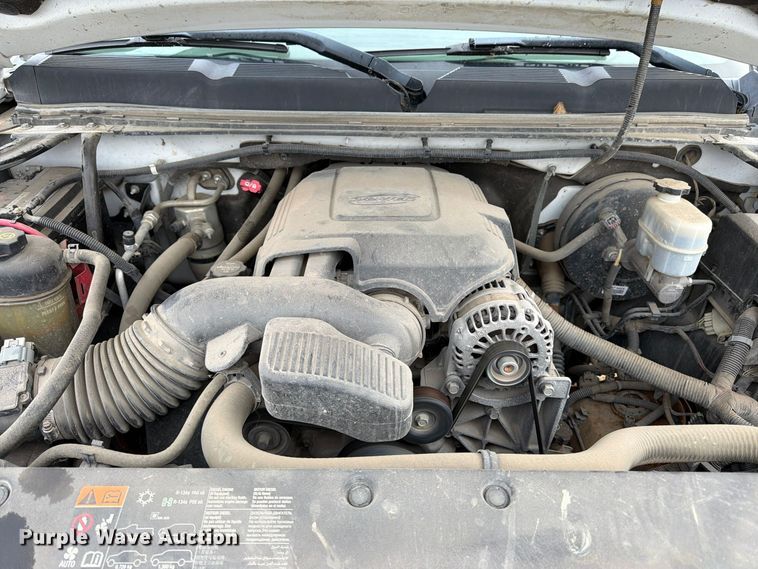 image for item DT3100 2012 Chevrolet Silverado 1500 Ext. Cab pickup truck