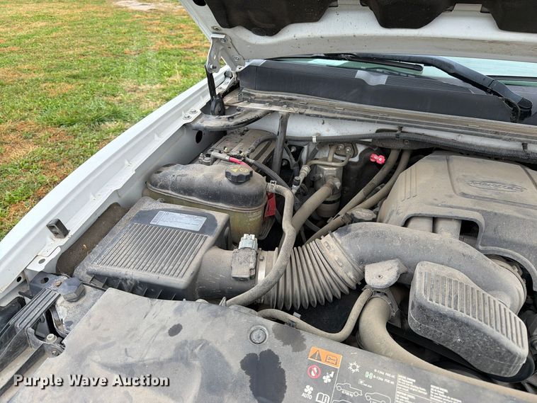 image for item DT3100 2012 Chevrolet Silverado 1500 Ext. Cab pickup truck