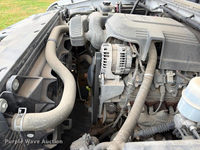 image for item DT3100 2012 Chevrolet Silverado 1500 Ext. Cab pickup truck
