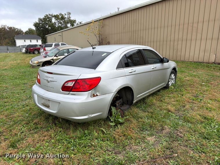 image for item DT3101 2010 Chrysler Sebring 