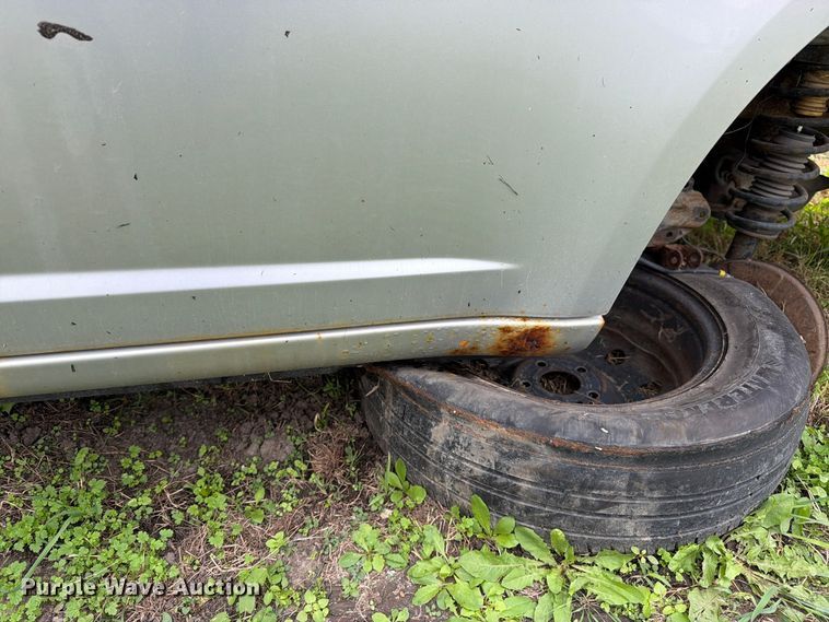 image for item DT3101 2010 Chrysler Sebring 