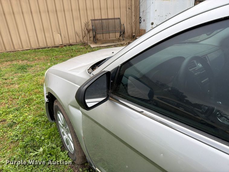 image for item DT3101 2010 Chrysler Sebring 