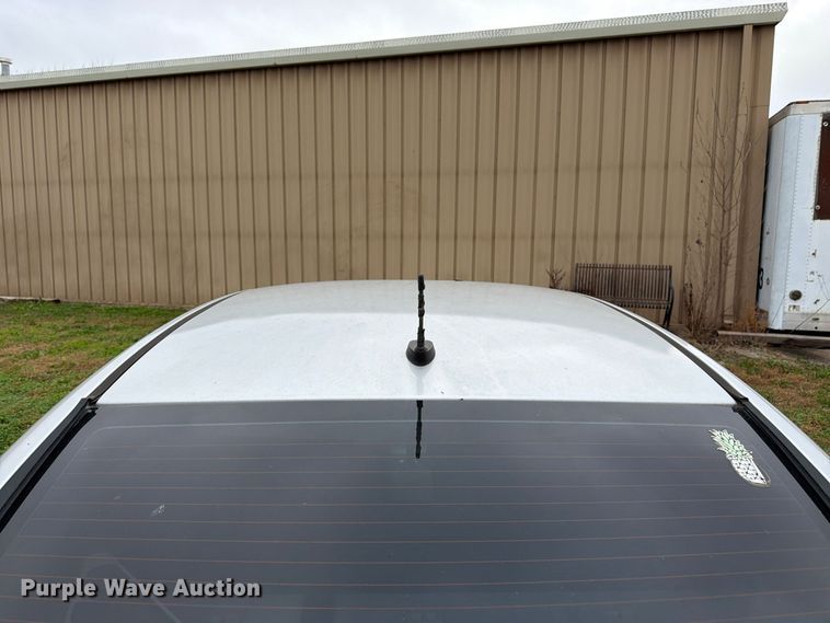 image for item DT3101 2010 Chrysler Sebring 
