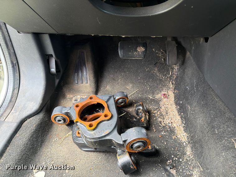 image for item DT3101 2010 Chrysler Sebring 