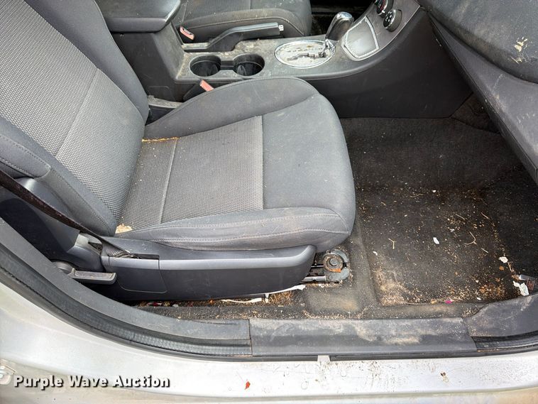 image for item DT3101 2010 Chrysler Sebring 