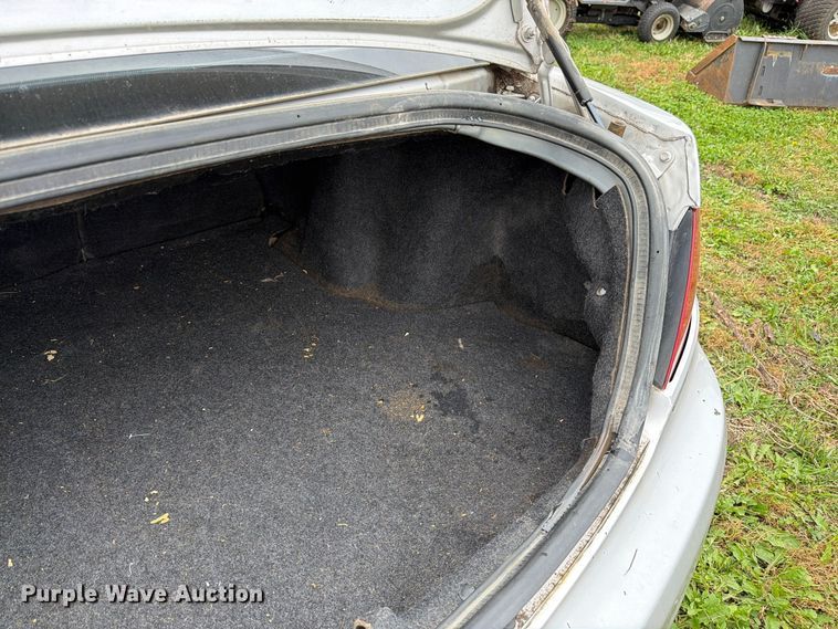 image for item DT3101 2010 Chrysler Sebring 