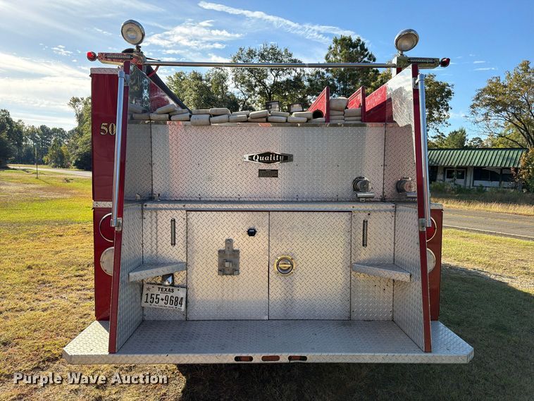 image for item EA7406 1986 Ford C8000 pumper fire truck