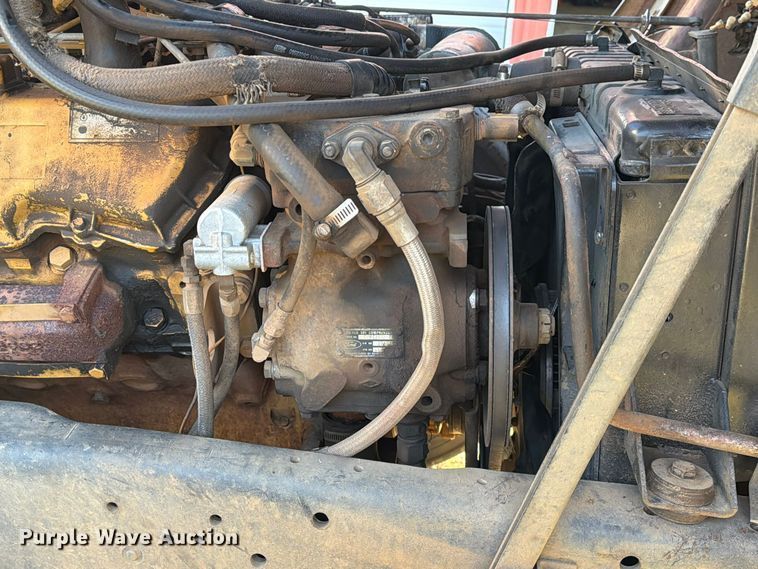 image for item EA7406 1986 Ford C8000 pumper fire truck