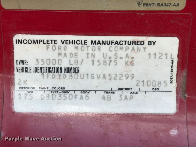 image for item EA7406 1986 Ford C8000 pumper fire truck