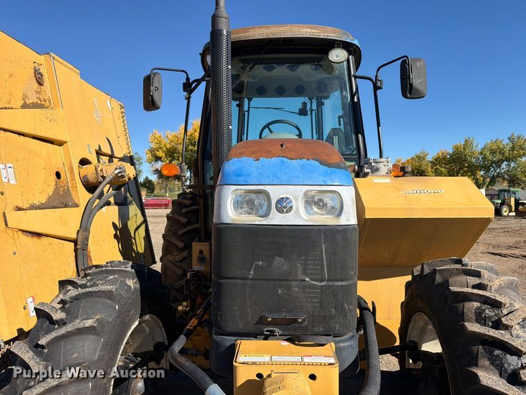 image for item ED0223 2013 New Holland TS6.110 MFWD tractor