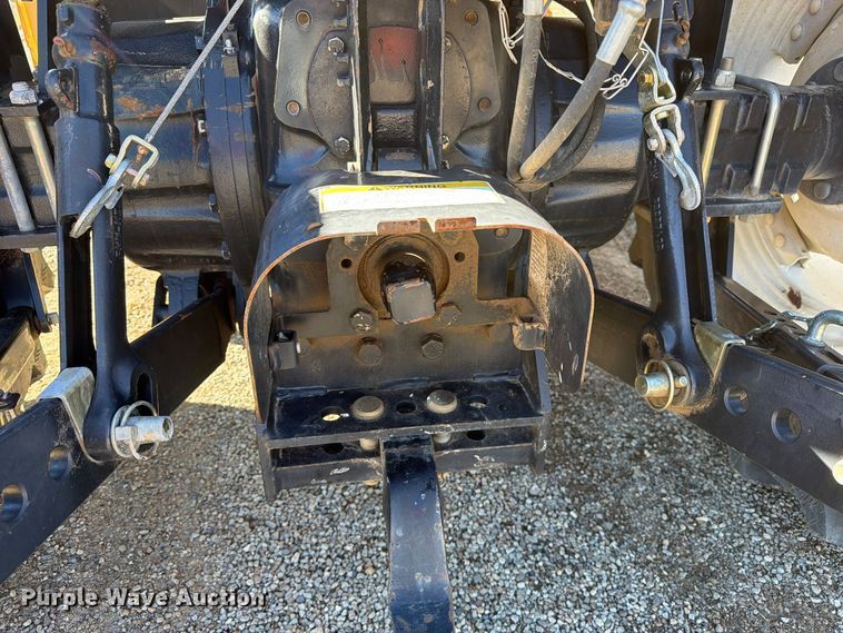 image for item ED0223 2013 New Holland TS6.110 MFWD tractor