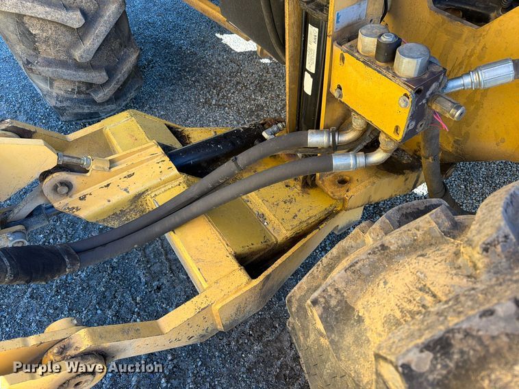 image for item ED0223 2013 New Holland TS6.110 MFWD tractor