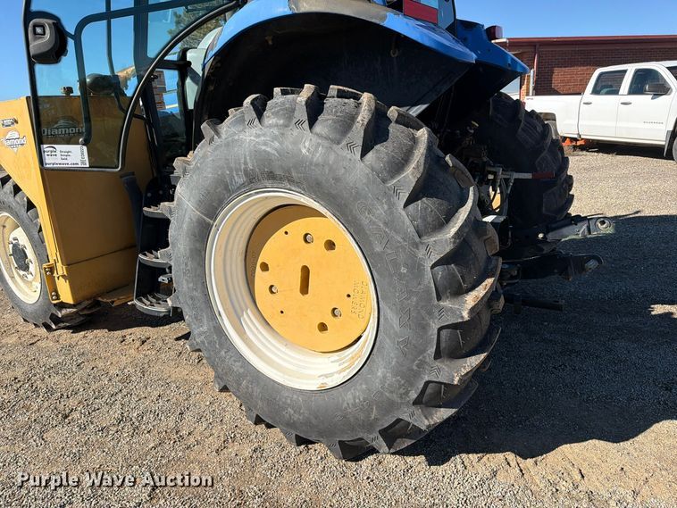 image for item ED0223 2013 New Holland TS6.110 MFWD tractor