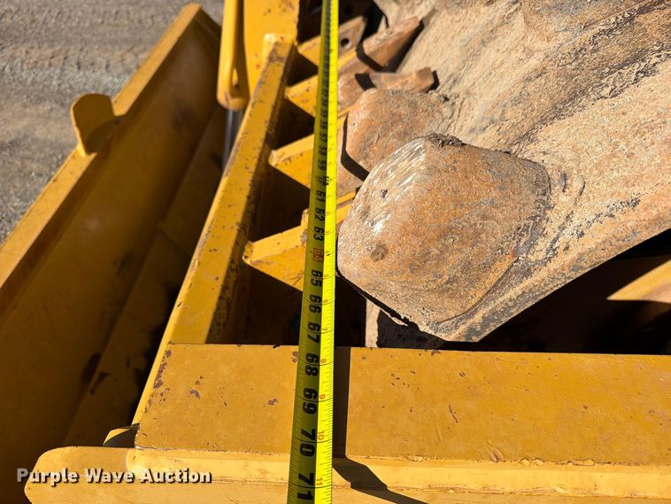 image for item ED0224 1996 Caterpillar CP-433C single drum vibratory padfoot roller