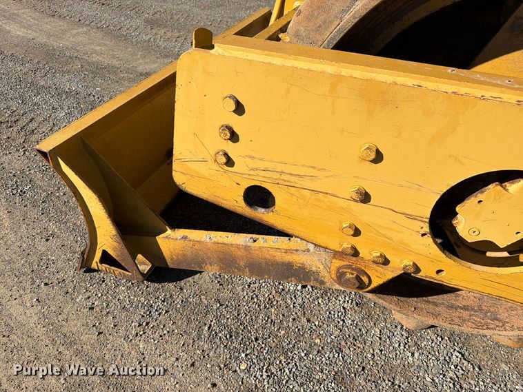 image for item ED0224 1996 Caterpillar CP-433C single drum vibratory padfoot roller