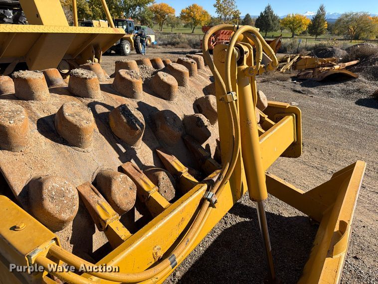 image for item ED0224 1996 Caterpillar CP-433C single drum vibratory padfoot roller
