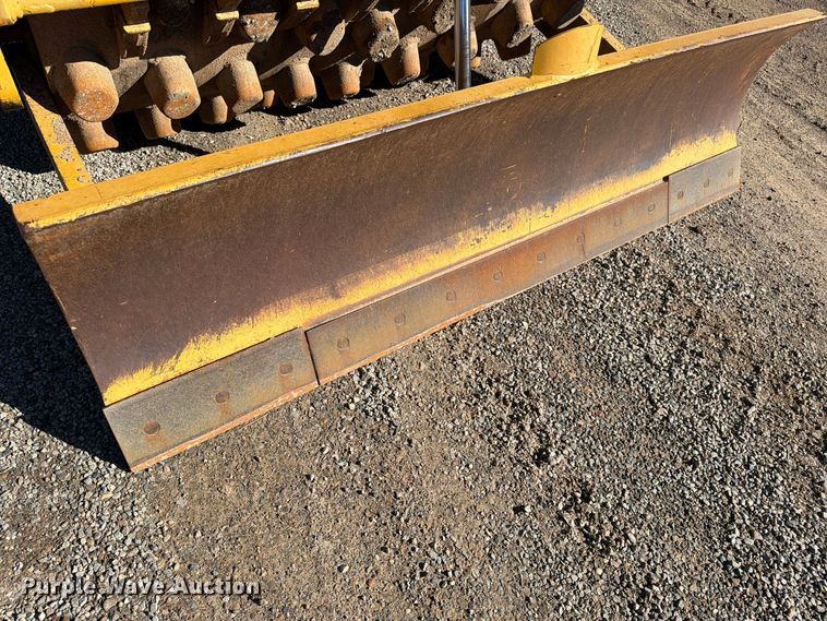 image for item ED0224 1996 Caterpillar CP-433C single drum vibratory padfoot roller