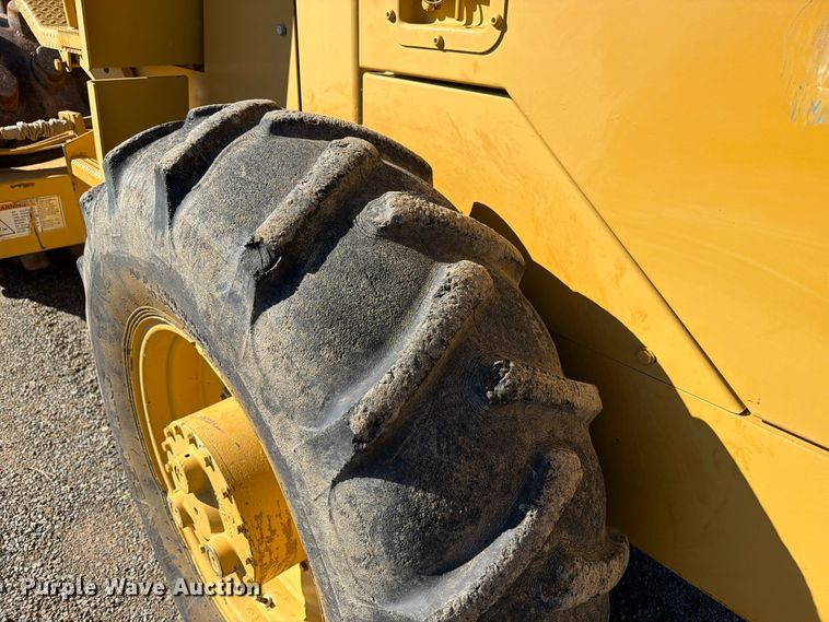 image for item ED0224 1996 Caterpillar CP-433C single drum vibratory padfoot roller