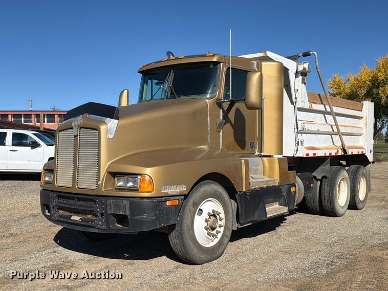 1995 Kenworth T600B