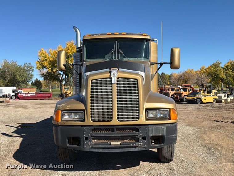 1995 Kenworth T600B