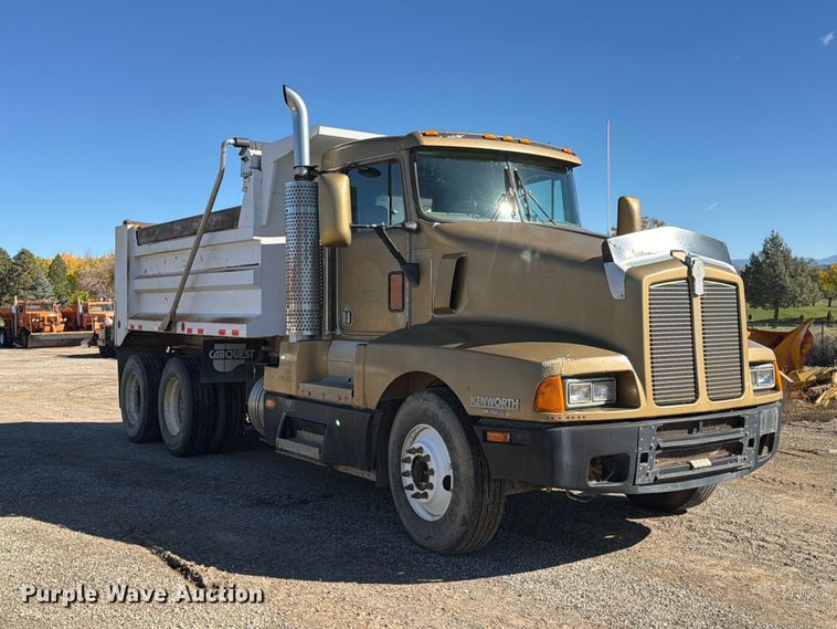 1995 Kenworth T600B