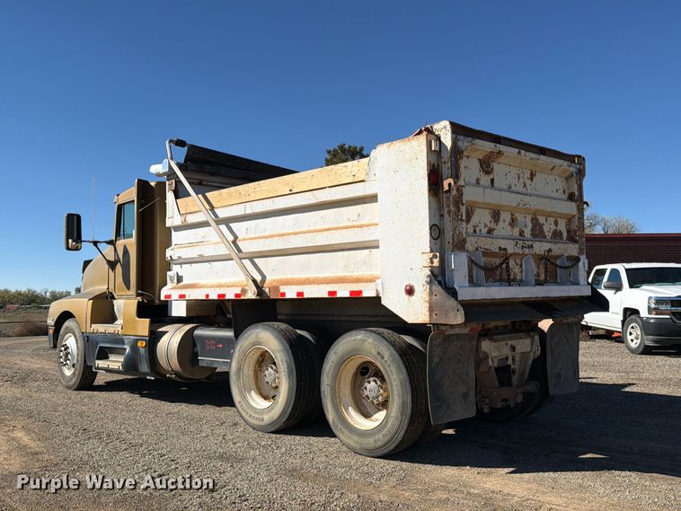 1995 Kenworth T600B
