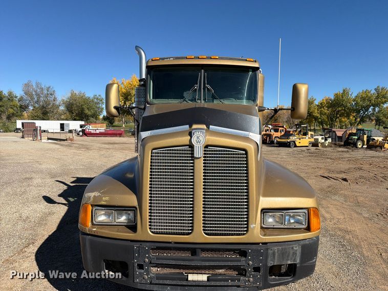 1995 Kenworth T600B