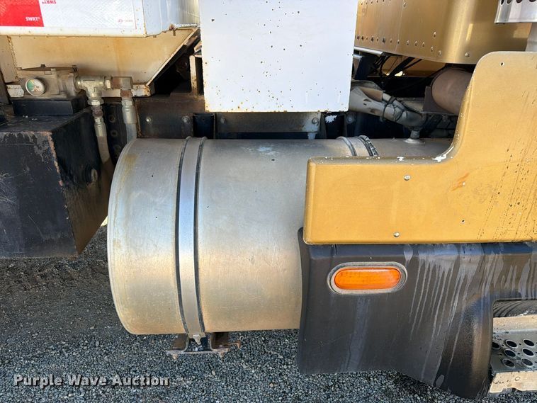 1995 Kenworth T600B