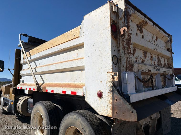 1995 Kenworth T600B