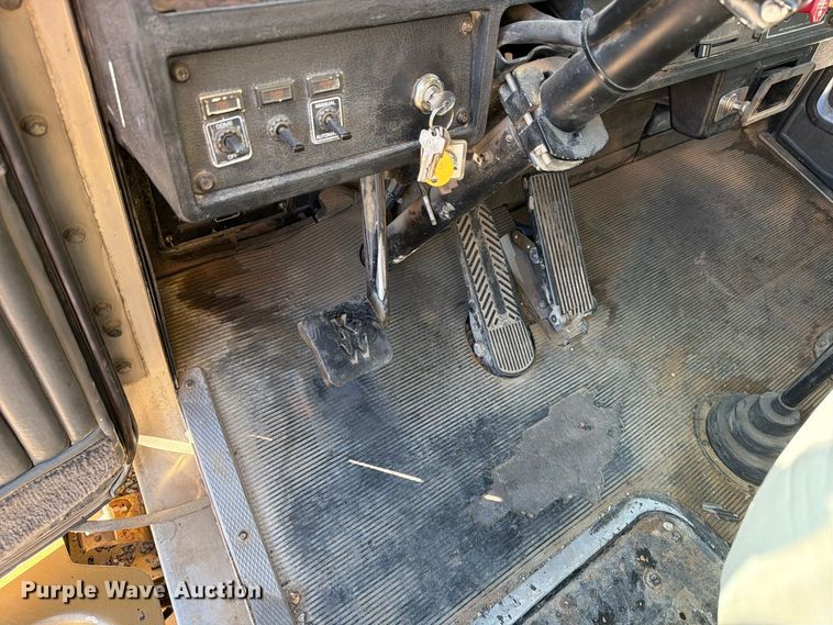 1995 Kenworth T600B