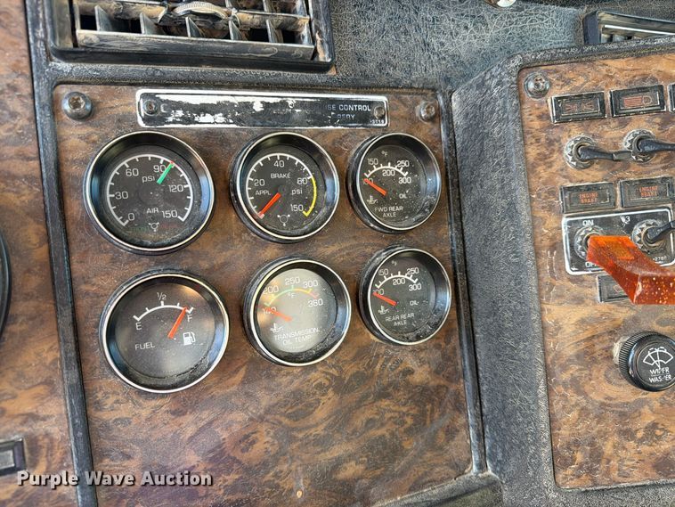 1995 Kenworth T600B