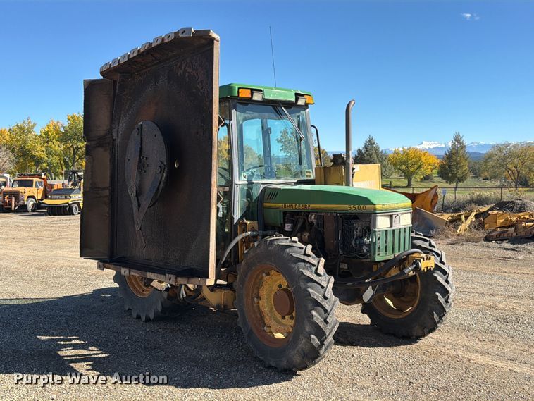 image for item ED0227 1997 John Deere 5500 MFWD tractor