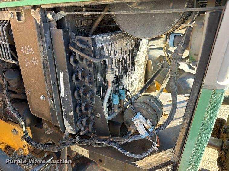 image for item ED0227 1997 John Deere 5500 MFWD tractor