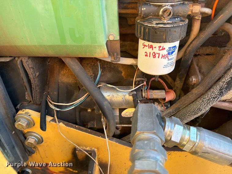 image for item ED0227 1997 John Deere 5500 MFWD tractor