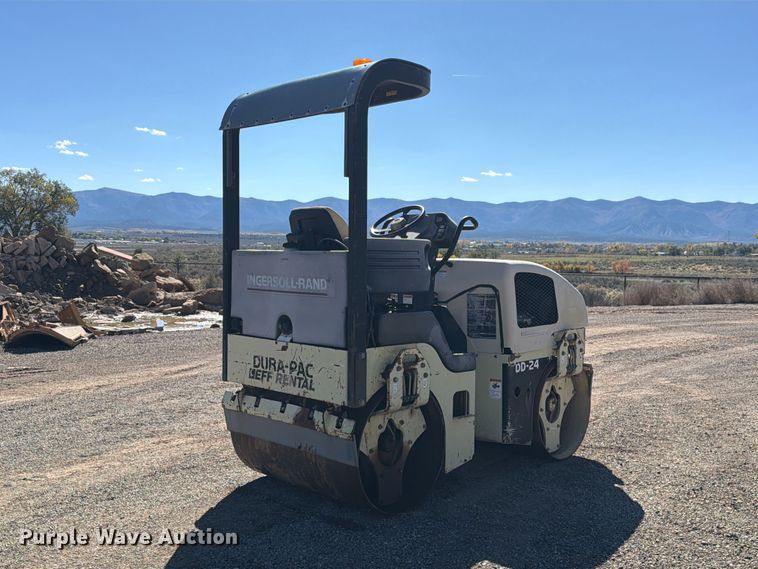image for item ED0228 2000 Ingersoll-Rand DD-24 double drum vibratory roller