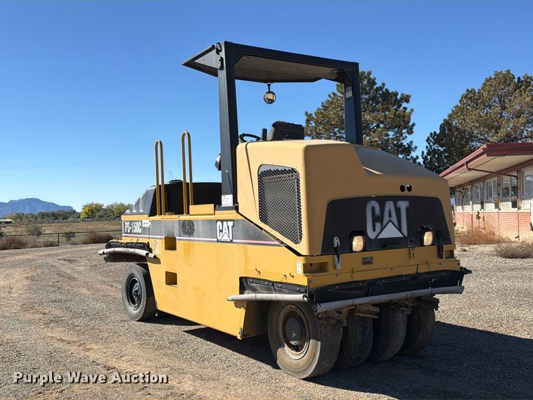 image for item ED0229 2007 Caterpillar PS-150C pneumatic roller