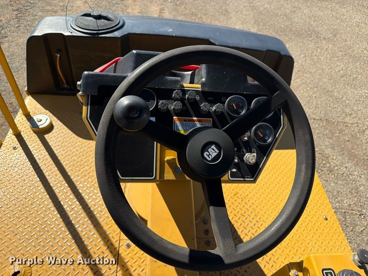 image for item ED0229 2007 Caterpillar PS-150C pneumatic roller