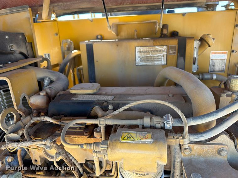 image for item ED0229 2007 Caterpillar PS-150C pneumatic roller