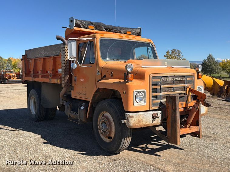 image for item ED0231 1983 International 1954 dump truck