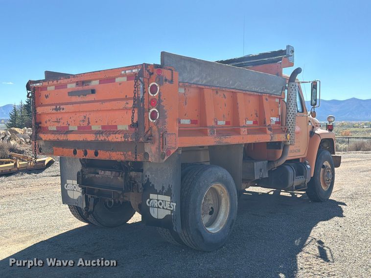 image for item ED0231 1983 International 1954 dump truck