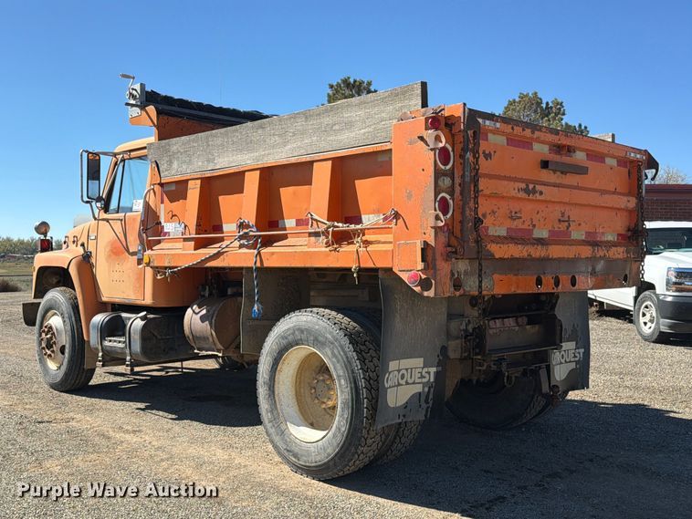 image for item ED0231 1983 International 1954 dump truck