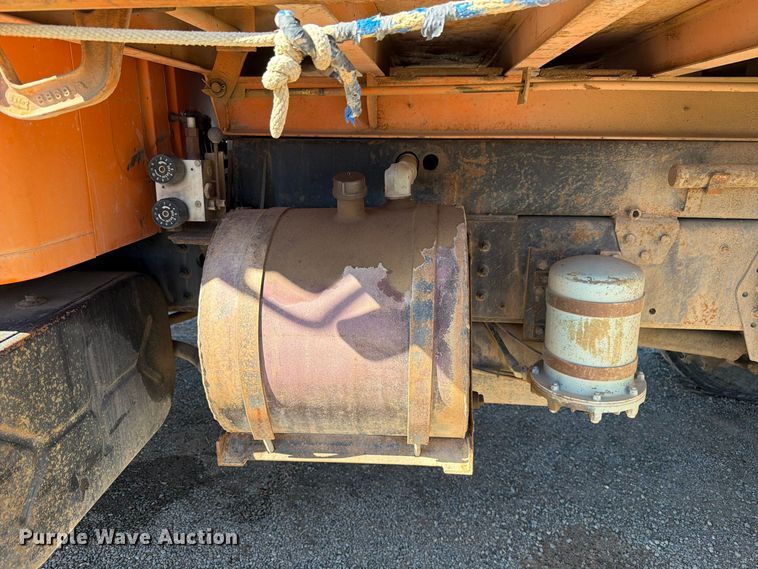 image for item ED0231 1983 International 1954 dump truck