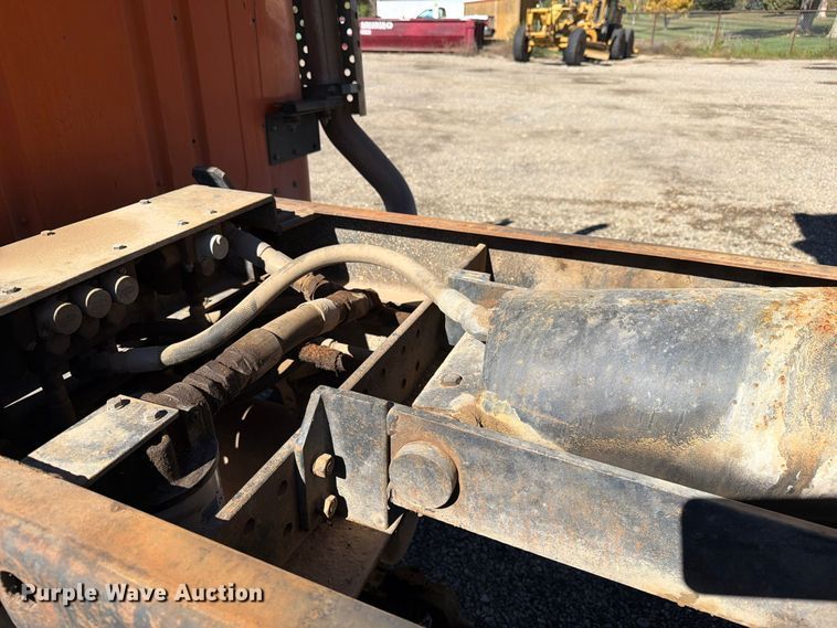 image for item ED0231 1983 International 1954 dump truck